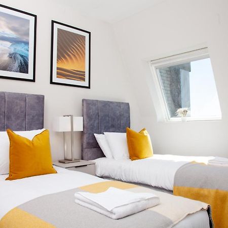 High Life Serviced Apartments - Old Town 스윈던 외부 사진