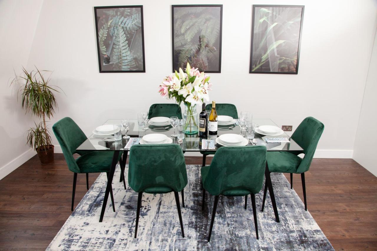 High Life Serviced Apartments - Old Town 스윈던 외부 사진