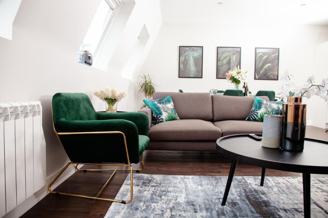 High Life Serviced Apartments - Old Town 스윈던 외부 사진