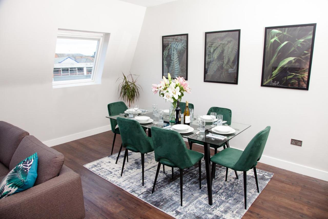 High Life Serviced Apartments - Old Town 스윈던 외부 사진